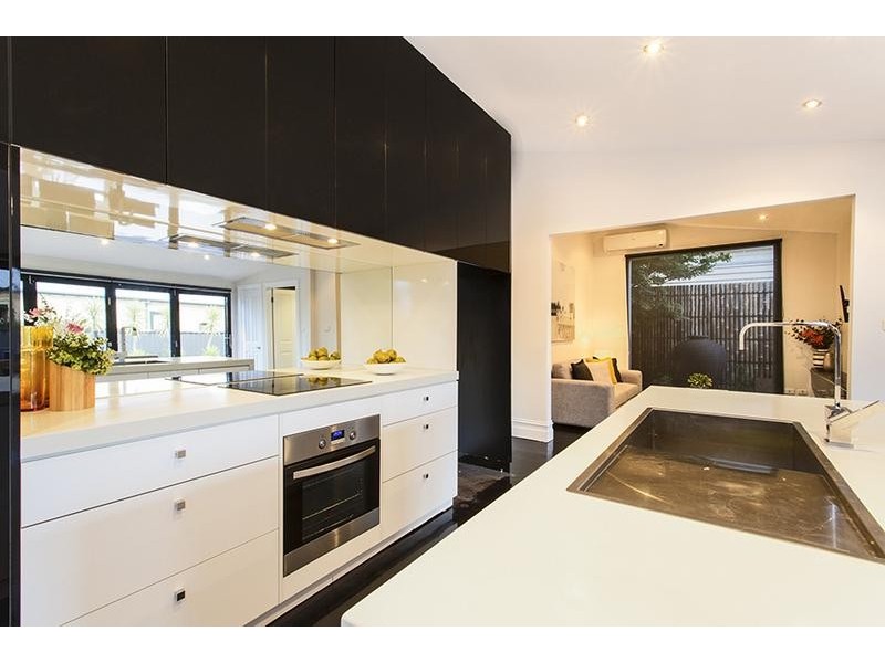 95 Williamstown Road, Seddon VIC 3011