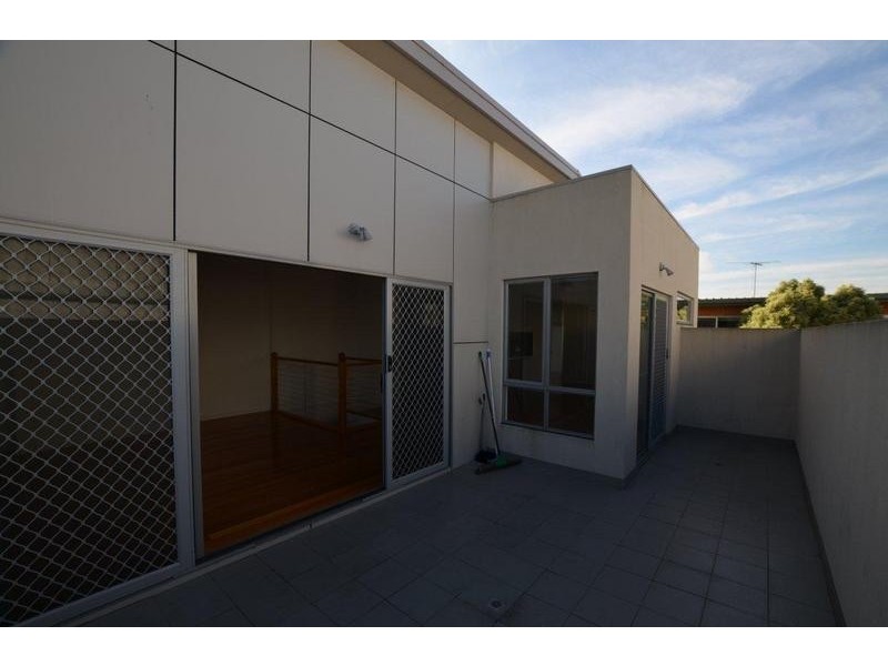 3/26 Middle Road, Maribyrnong VIC 3032