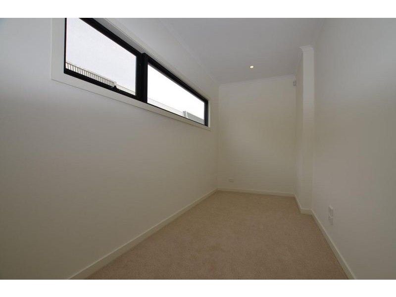 11 Souter Crescent, Footscray VIC 3011