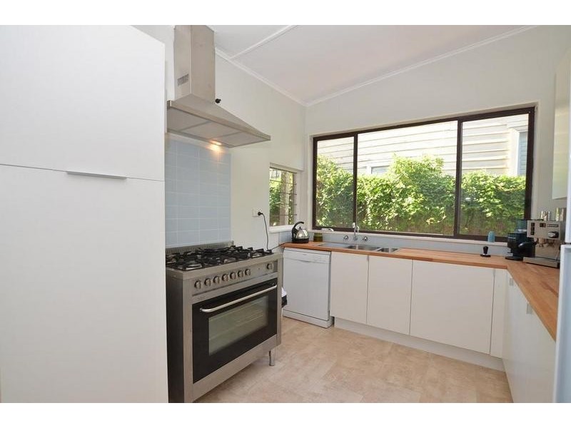 16 Latrobe Street, Footscray VIC 3011