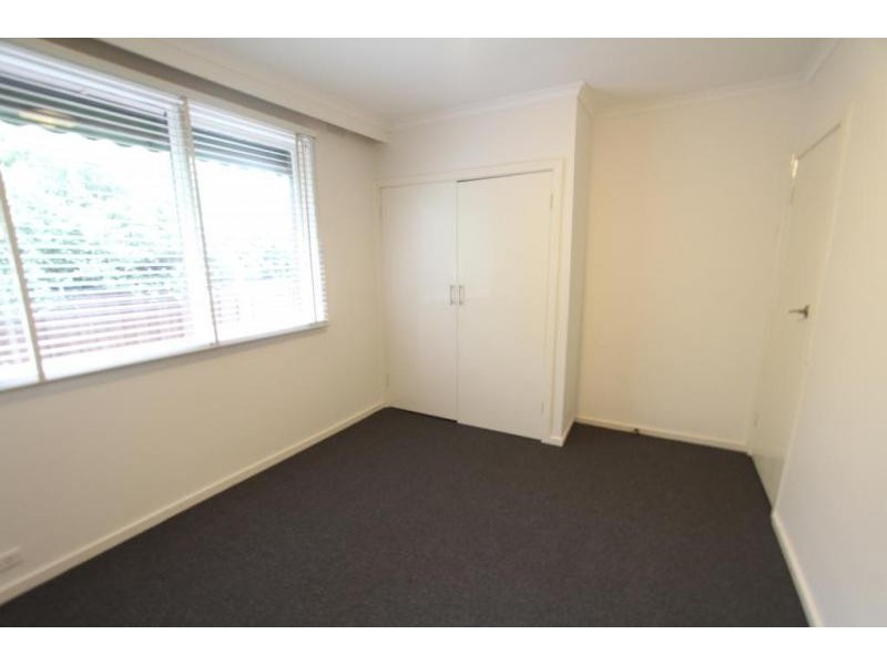 12/119 Essex Street, West Footscray VIC 3012