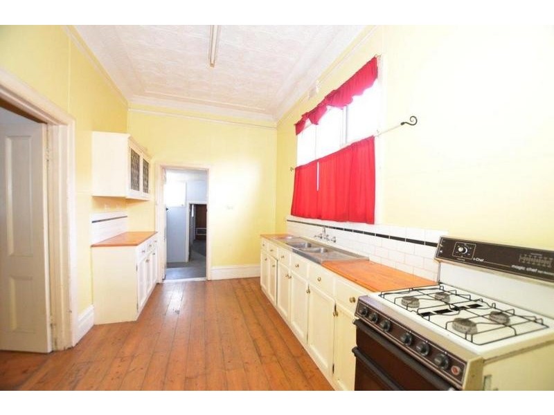 11 Essex Street, Footscray VIC 3011