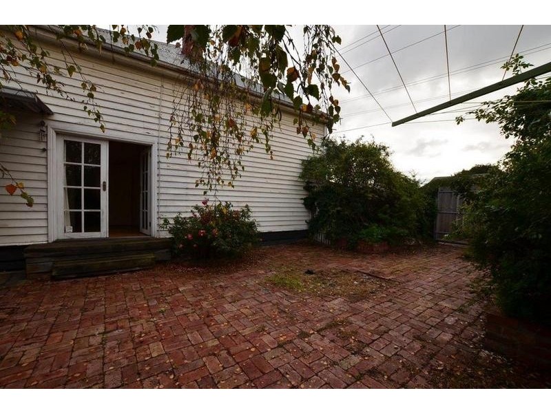 11 Essex Street, Footscray VIC 3011