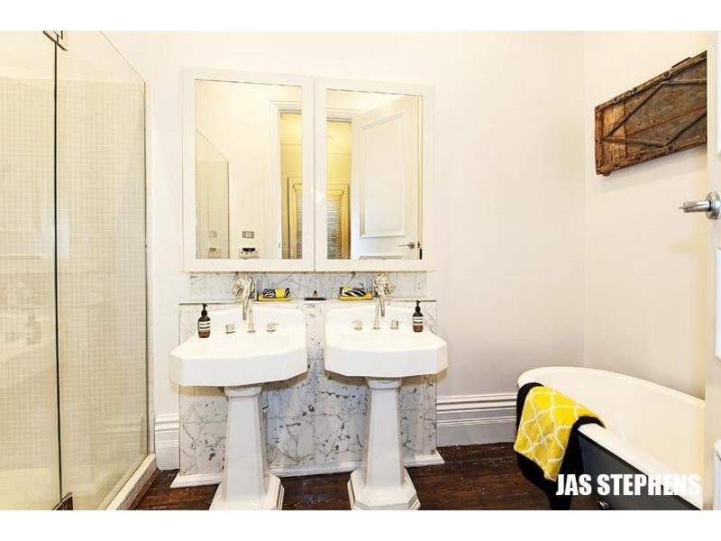 70 Lynch Street, Footscray VIC 3011