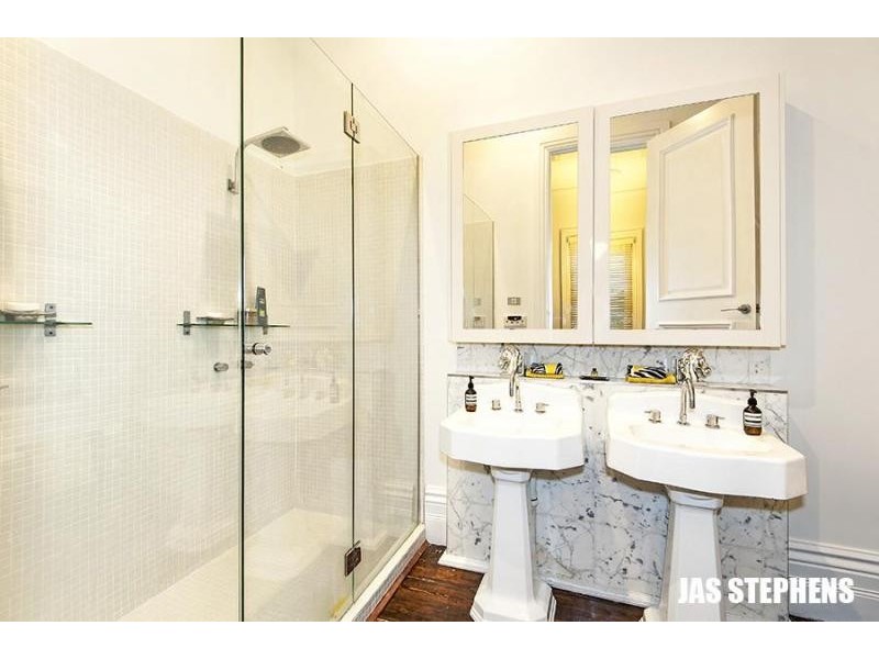 70 Lynch Street, Footscray VIC 3011