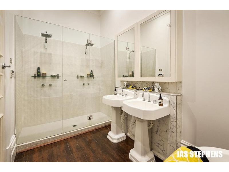 70 Lynch Street, Footscray VIC 3011