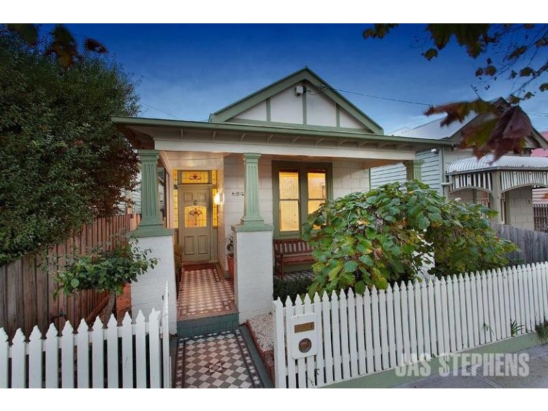 7 Hamilton Street, Seddon VIC 3011