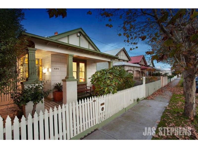 7 Hamilton Street, Seddon VIC 3011