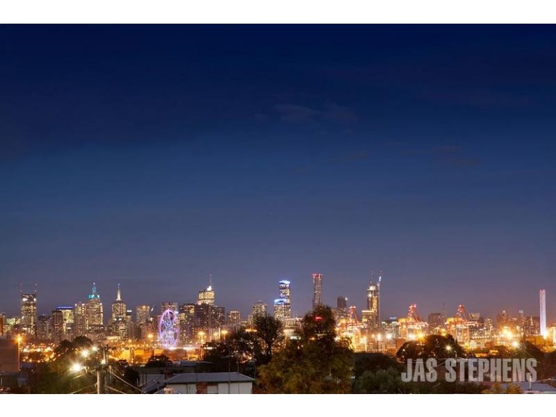 202/96 Pilgrim Street, Seddon VIC 3011