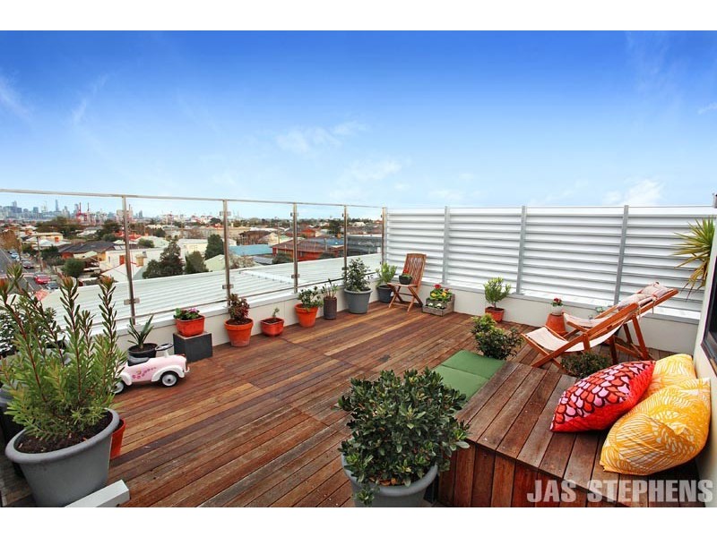 202/96 Pilgrim Street, Seddon VIC 3011