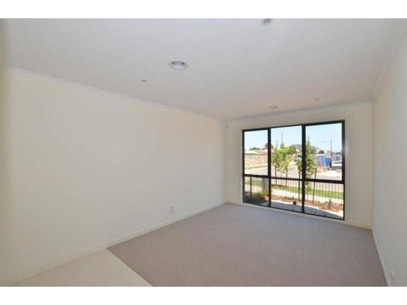 20 Souter Crescent, Footscray VIC 3011