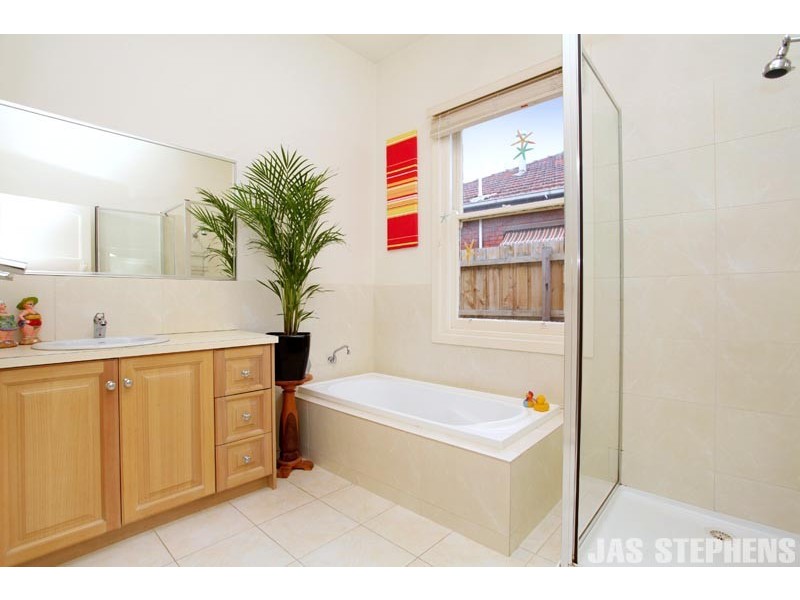 76 Benjamin Street, Sunshine VIC 3020