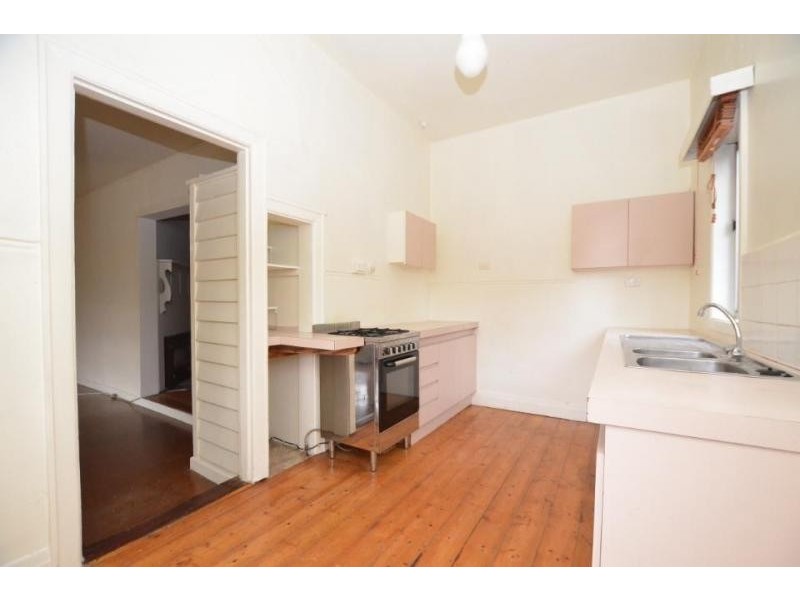 16 Hughes Street, Yarraville VIC 3013