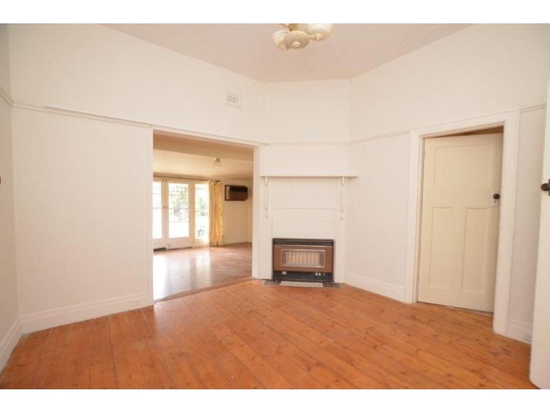 16 Hughes Street, Yarraville VIC 3013