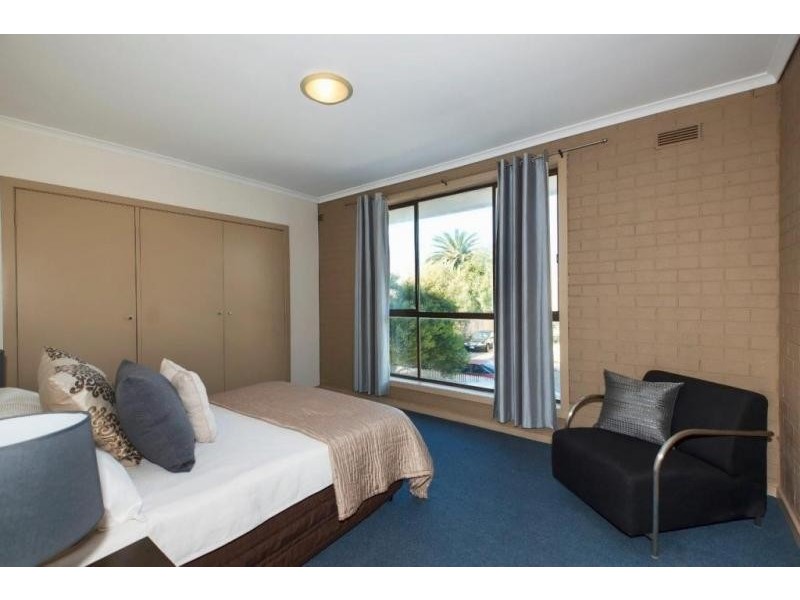 2/4 Queen Street, Footscray VIC 3011