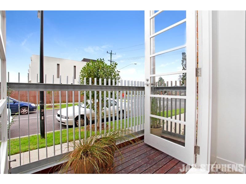 5C/64 Cross Street, Footscray VIC 3011