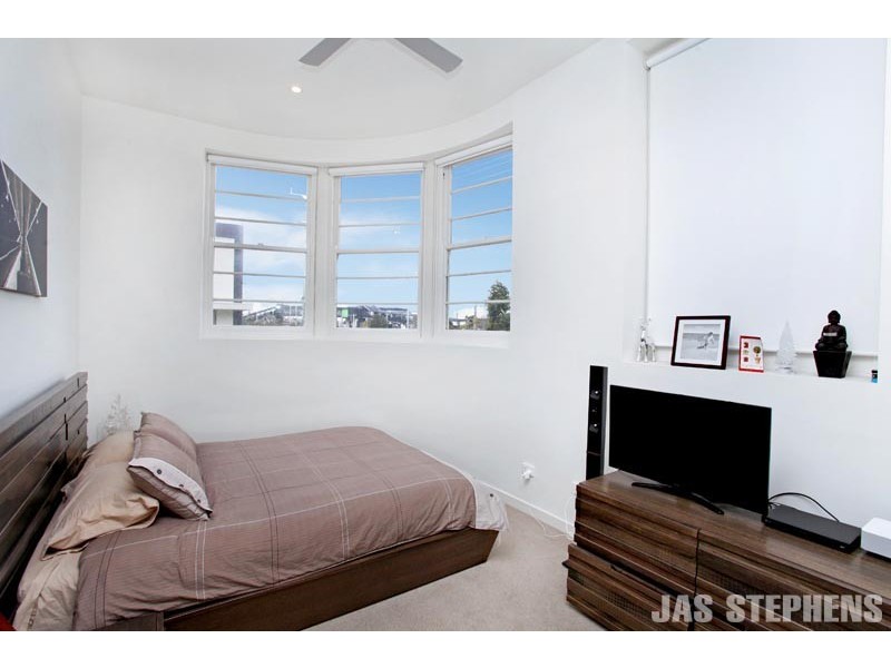 5C/64 Cross Street, Footscray VIC 3011