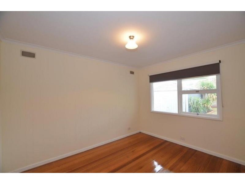 13 Spear Court, Altona VIC 3018