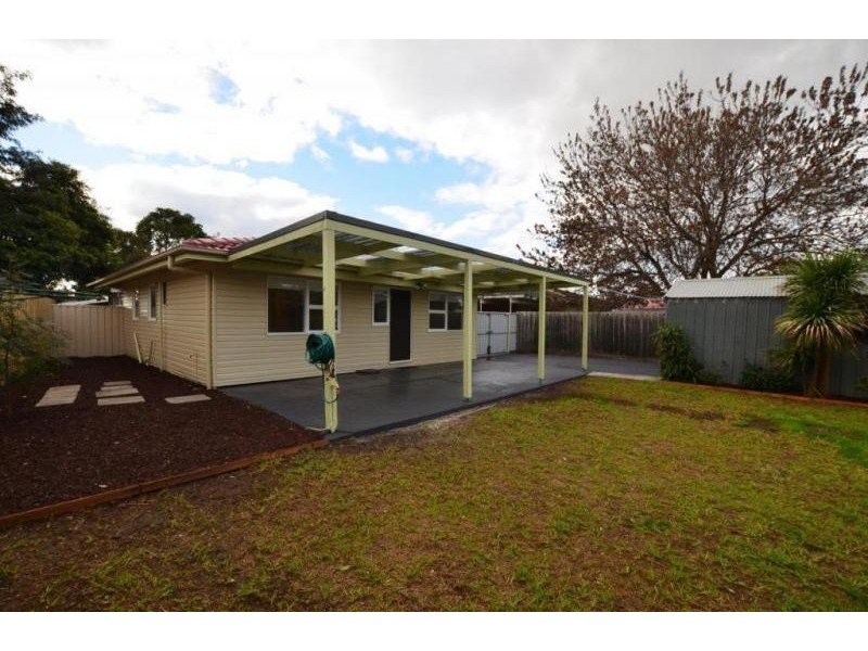 13 Spear Court, Altona VIC 3018