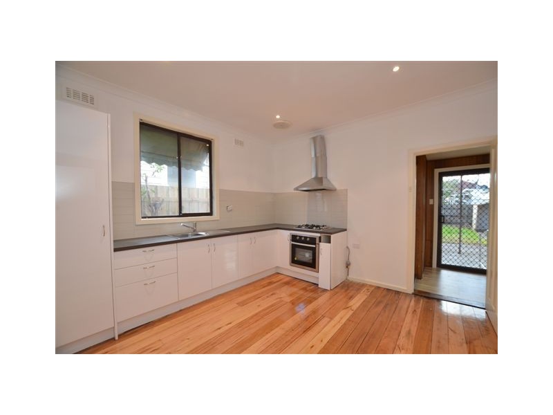 62 Napoleon Street, West Footscray VIC 3012