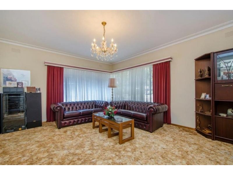 89 Newcastle Street, Newport VIC 3015