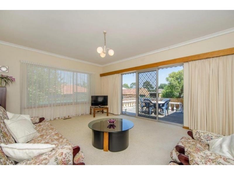 89 Newcastle Street, Newport VIC 3015