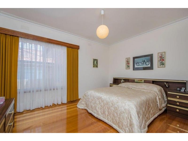 89 Newcastle Street, Newport VIC 3015