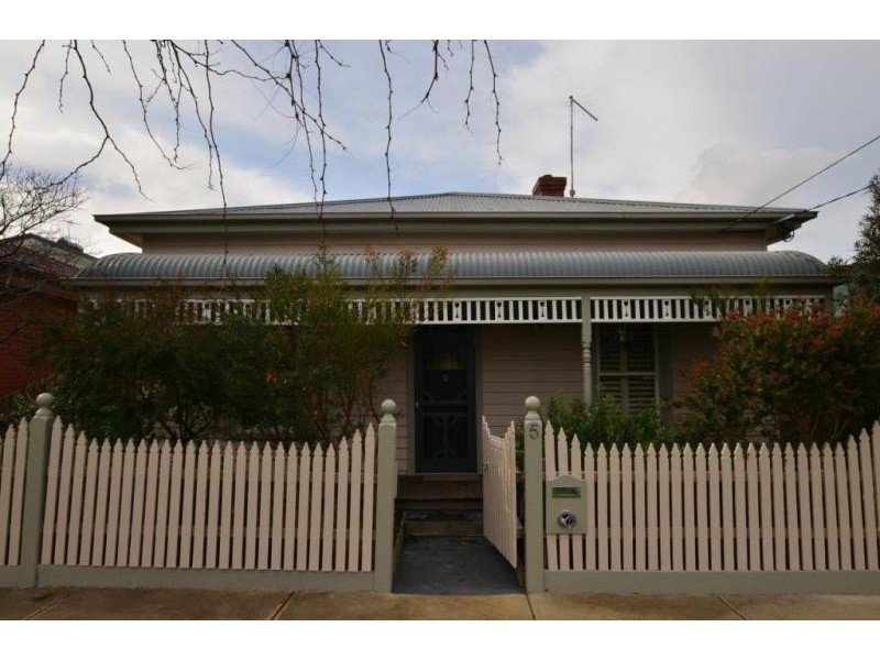 5 Edgar Street, Kingsville VIC 3012