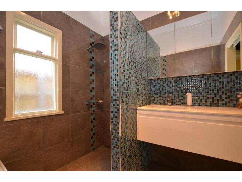 5 Edgar Street, Kingsville VIC 3012