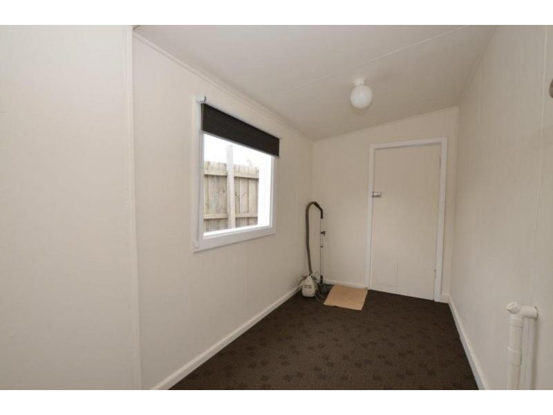 2 Burns Street, Maidstone VIC 3012