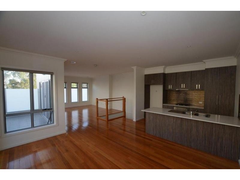 3/26 Middle Road, Maribyrnong VIC 3032