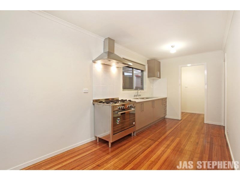 10 Power Street, St Albans VIC 3021