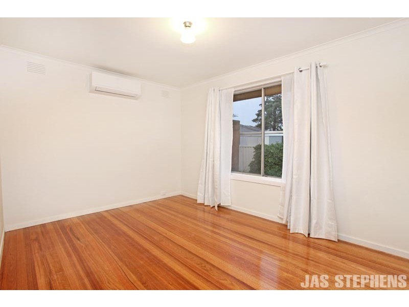 10 Power Street, St Albans VIC 3021