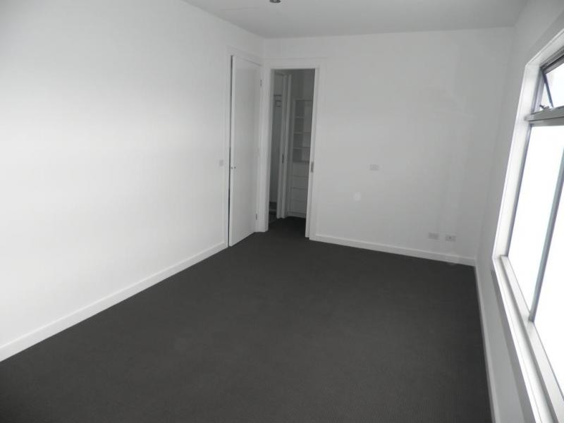 3/3 Montgomery Street, Maidstone VIC 3012