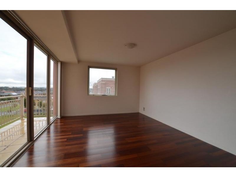 411/77 Village Way, Maribyrnong VIC 3032