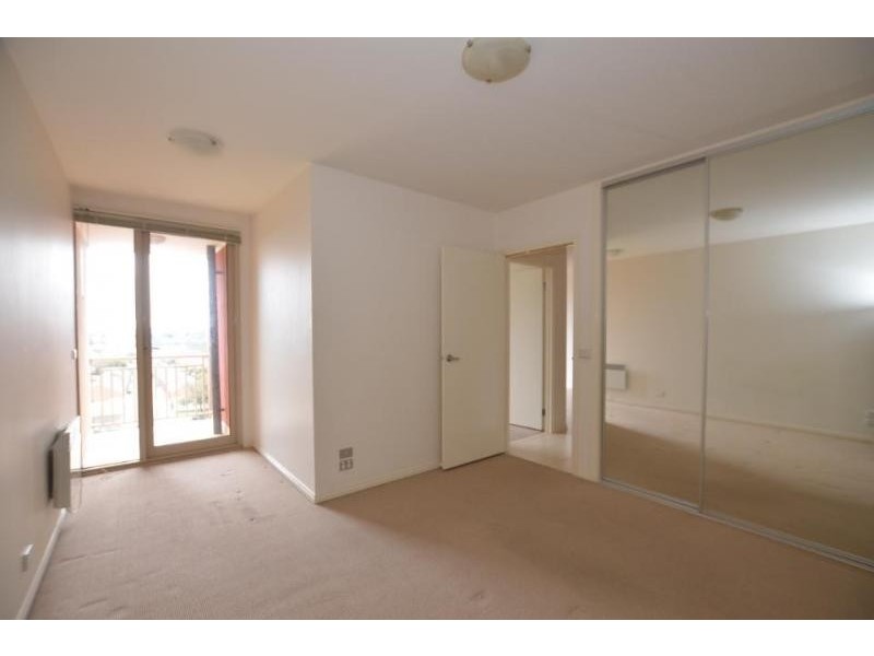 411/77 Village Way, Maribyrnong VIC 3032