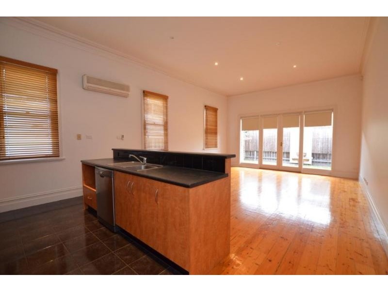 76 Hamilton Street, Yarraville VIC 3013