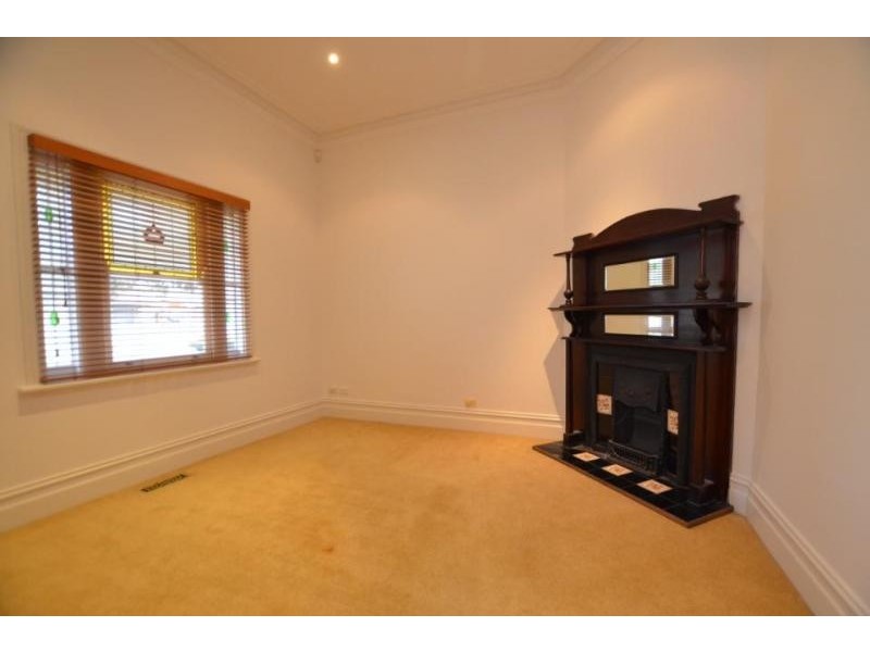 76 Hamilton Street, Yarraville VIC 3013