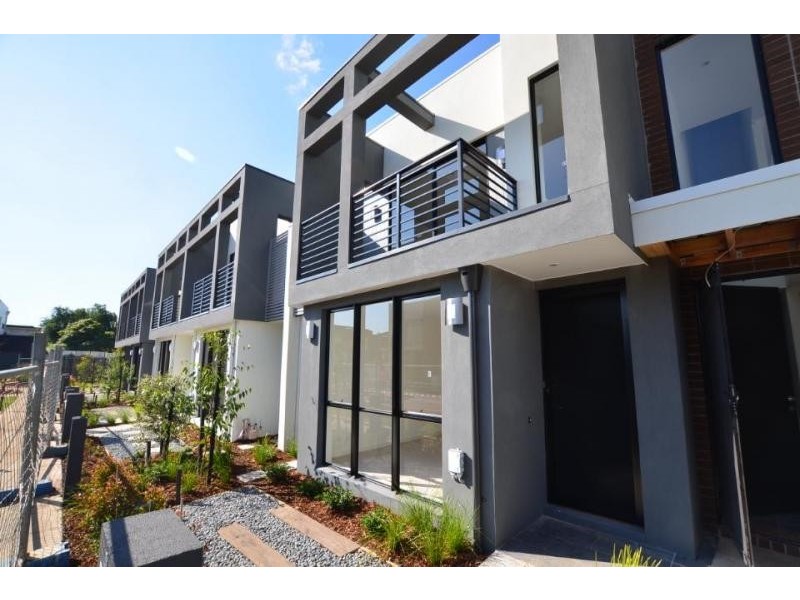 8 Souter Crescent, Footscray VIC 3011