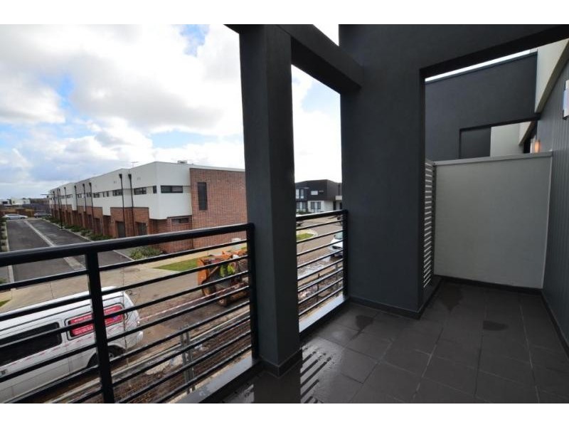 8 Souter Crescent, Footscray VIC 3011