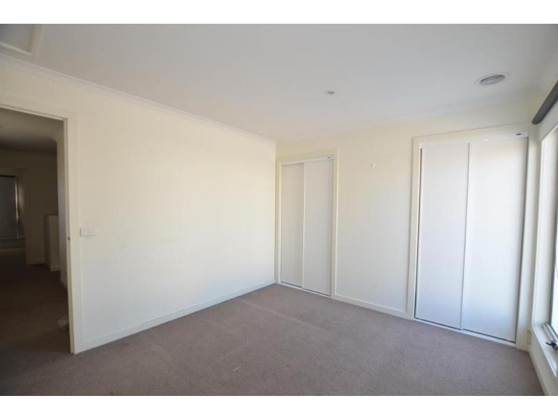 4 Beaurepaire Parade, Footscray VIC 3011