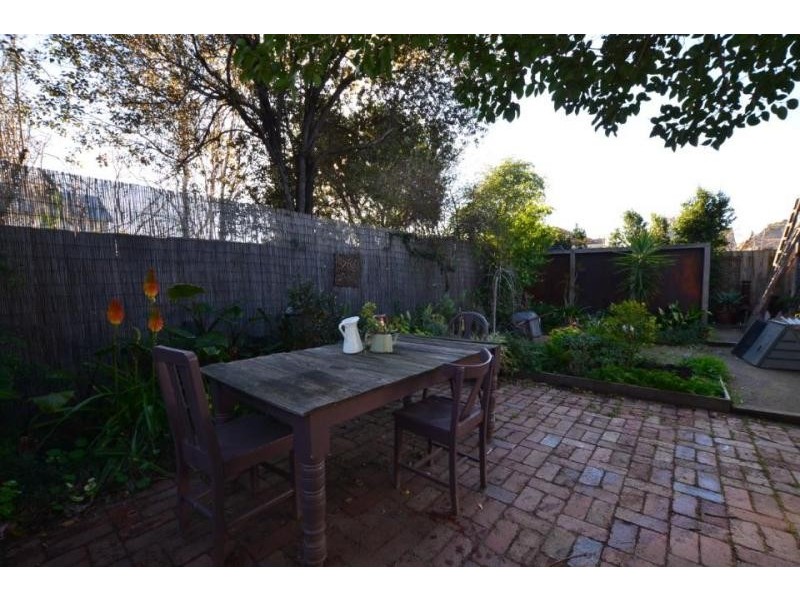 66 Agg St, Newport VIC 3015