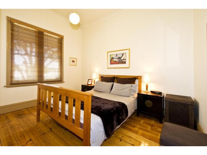 16 Seddon Street, Seddon VIC 3011