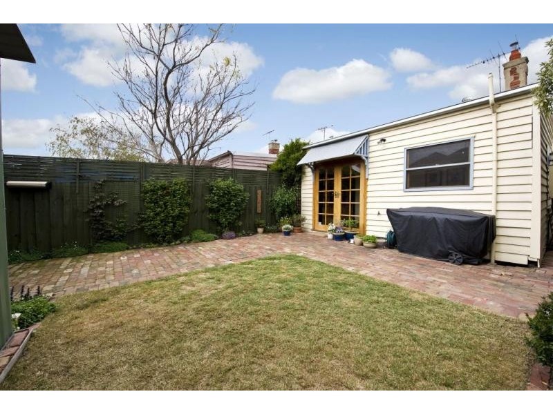 16 Seddon Street, Seddon VIC 3011