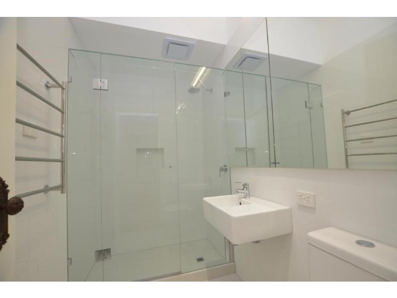 60 Cowper Street, Footscray VIC 3011