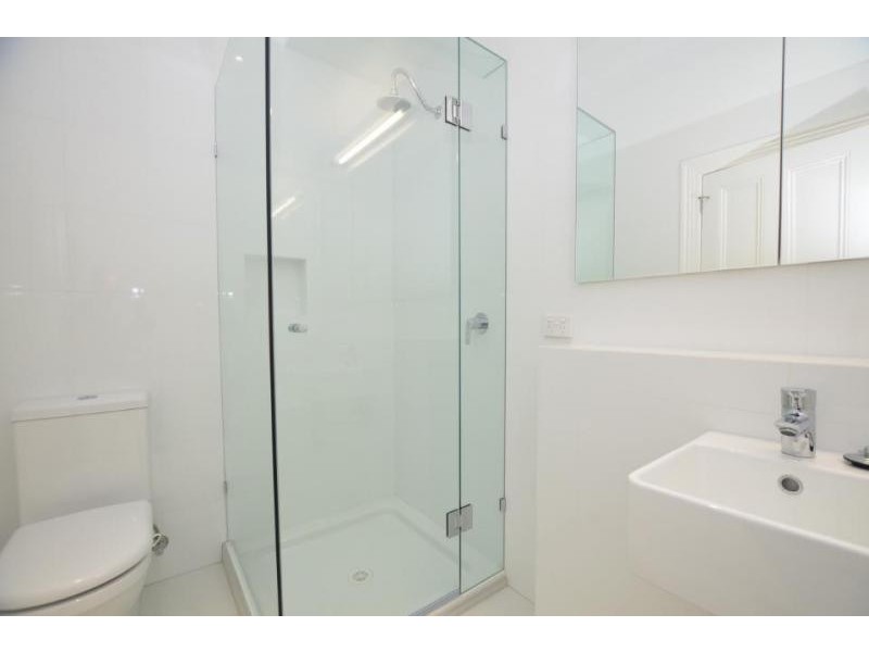 60 Cowper Street, Footscray VIC 3011