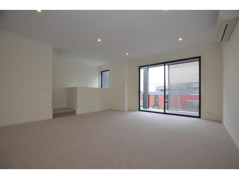 16 Hocking Street, Footscray VIC 3011