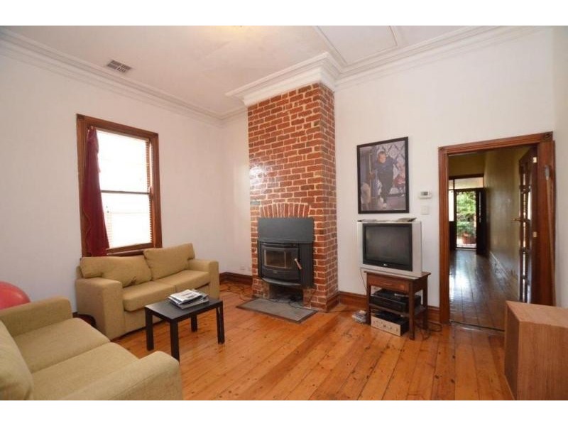 172 Geelong Road, Footscray VIC 3011