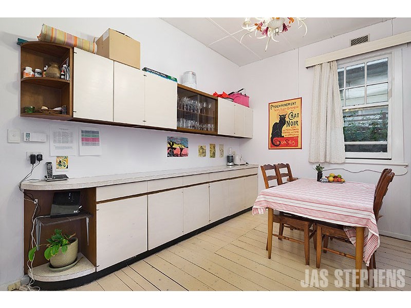 141 Empress Avenue, Kingsville VIC 3012