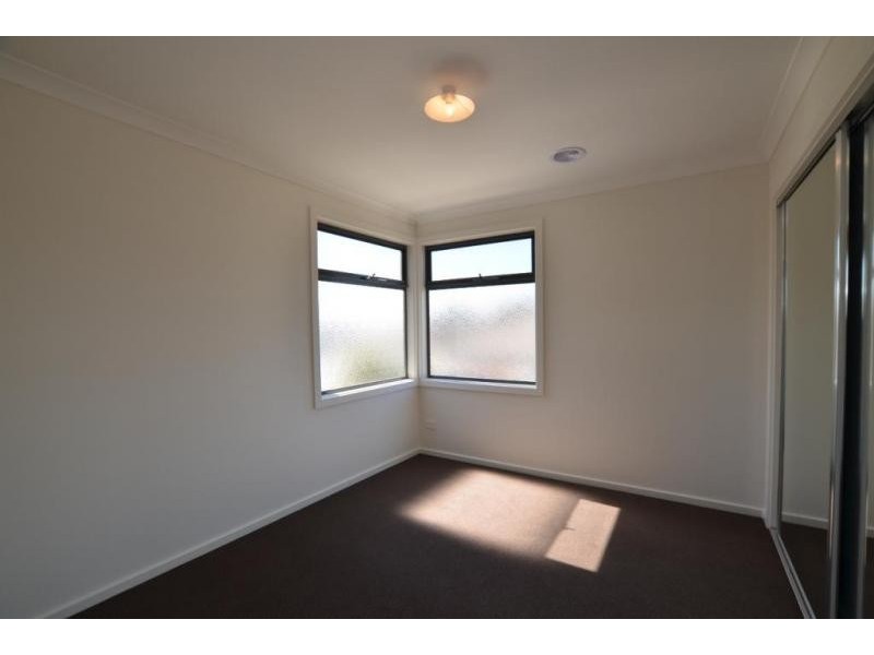 2/73 Stanhope Street, West Footscray VIC 3012
